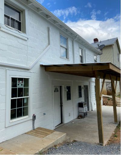 Block House Apartments
